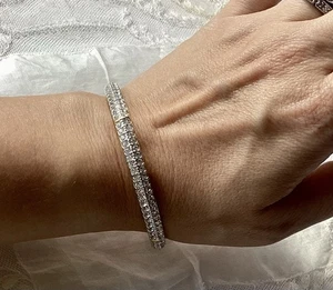 SAL Swarovski Pave Crystal Rhinestone Gold Tone Classic Vtg Bangle Bracelet 7.5” - Picture 1 of 10