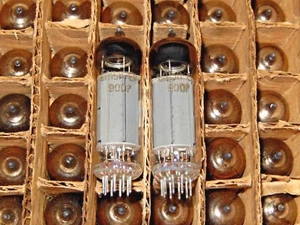 Stark abgestimmtes PAAR (0% tol.) 6P15P-ER /EL83/SV83/ RÖHREN Long Live. GOLDGITTER!! - Bild 1 von 4