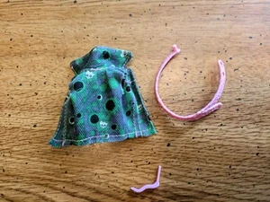 Monster High Ersatz Moanica DKay Monstrous Rivals Trägertop Pink Brains Gürtel - Bild 1 von 5