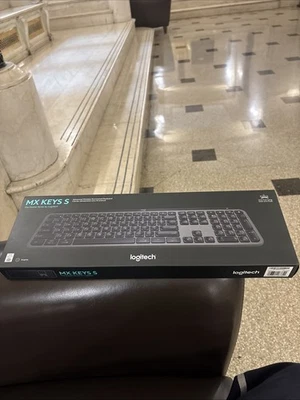 Logitech MX Mechanical Wireless Illuminated Performance Keyboard, Tactile Quiet - Image 1 of 4