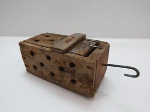 CAJA DE CEBO DE LANGOSTA CANGREJO COMERCIAL DE MADERA ANTIGUA PESCA DE PECES (F2B2927C) - Imagen 1 de 4