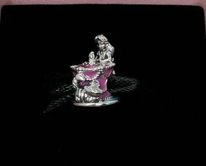 Disney Parks Alice im Wunderland Geburtstag Pandora Charm - Bild 1 von 1