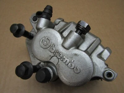 Pinza de freno delantera Yamaha XT660R 2005 34.987 millas Brembo (14017) Foto 1 de 4