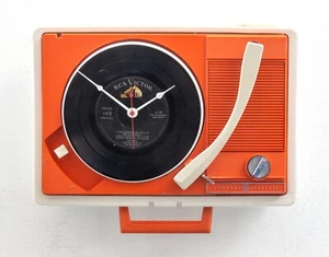 Recycled Record Player wall clock, time, upcycle, battery, LP, vinyl, music, 45, - Picture 1 of 4