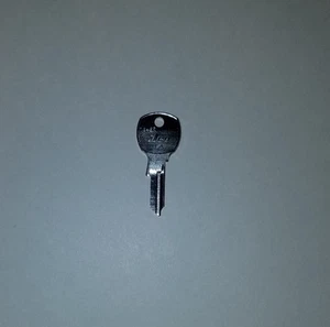 1646R ILCO Key Blank for some Mail Box Locks Original Key # D4301 - Picture 1 of 2