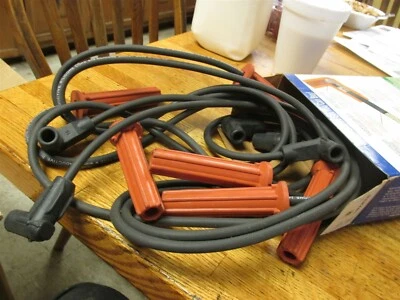 NOVO 1990 1991 1992 1993 CHEVROLET BERETTA CONJUNTO DE FIOS DE VELA DE IGNIÇÃO NOVO - Imagem 1 de 4