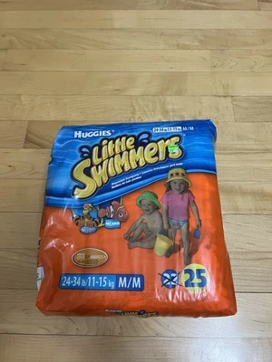 Vintage Little Swimmers - Disney Nemo Pooh Tigger HUGGIES Medium 24-34lb - READ - Image 1 of 4