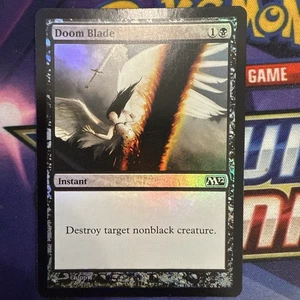 MTG Magic the Gathering Doom Blade (95/256) Magic 2012 LP FOIL !!! Hübsche Karte - Bild 1 von 6