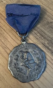 1921 Louisville Times Medal For Effort - St Elizabeth School Engraved - Picture 1 of 5