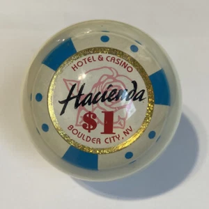Hacienda Hotel Las Vegas Casino Chip Novelty Cue Or Eight Ball Pool/Billiards - Picture 1 of 3