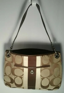 Coach Logo Hamptons Signature Stripe Tote handbag ๐(TS1d) LNC - Picture 1 of 5