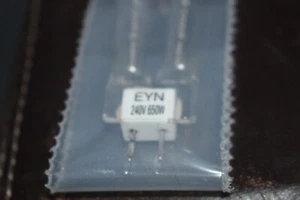 Sylvania 240V 650W GX6, 35-25 Bulb - Picture 1 of 8