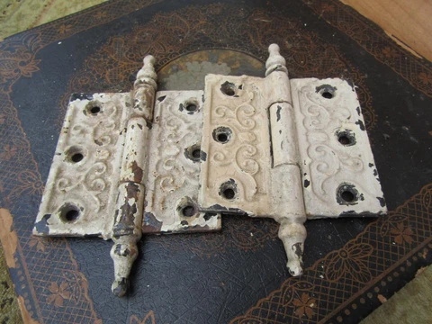 Victorian Ornate Door  Hinges 2x Set  3 1/2 x 3 1/2 Working  Painted White Cover