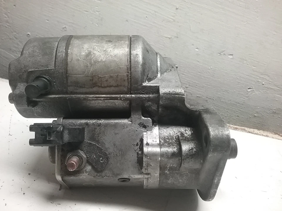 Motor de arranque Toyota Celica 2000-2005 28100-22060 (1,8 L 4 cilindros) Foto 1 de 4