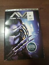 AVP Alien vs. Predator Widescreen DVD 2005 Sealed with slip cover.