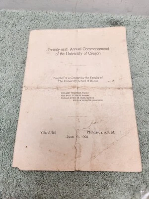 Vigésimo noveno comienzo anual de la Universidad de Oregon 12 de junio de 1905 MÚSICA Foto 1 de 4