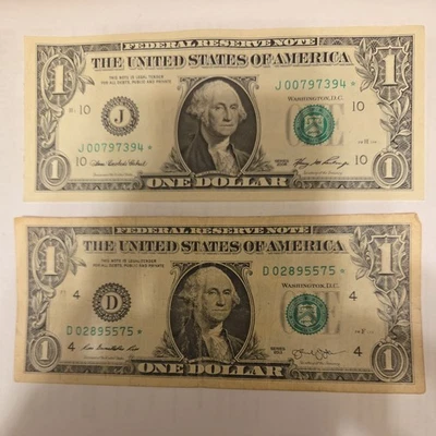 Lot of 2 $1 Star Note 2013 2006 One Dollar Bill Federal Reserve - Image 1 of 2