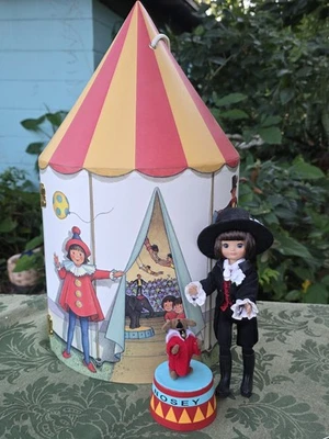 Tonner 2005 Betsy McCall 8" Ringmaster Doll Let the Show Begin Circus Trunk Set - Image 1 of 4