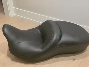 Harley OEM 2008-23 Touring Seat P52000033 Road King Ultra Street Road Glide - Imagen 1 de 8