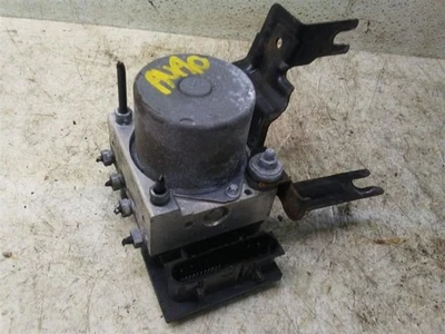 Nissan Versa 2010 montaje ABS 3/10 Foto 1 de 4