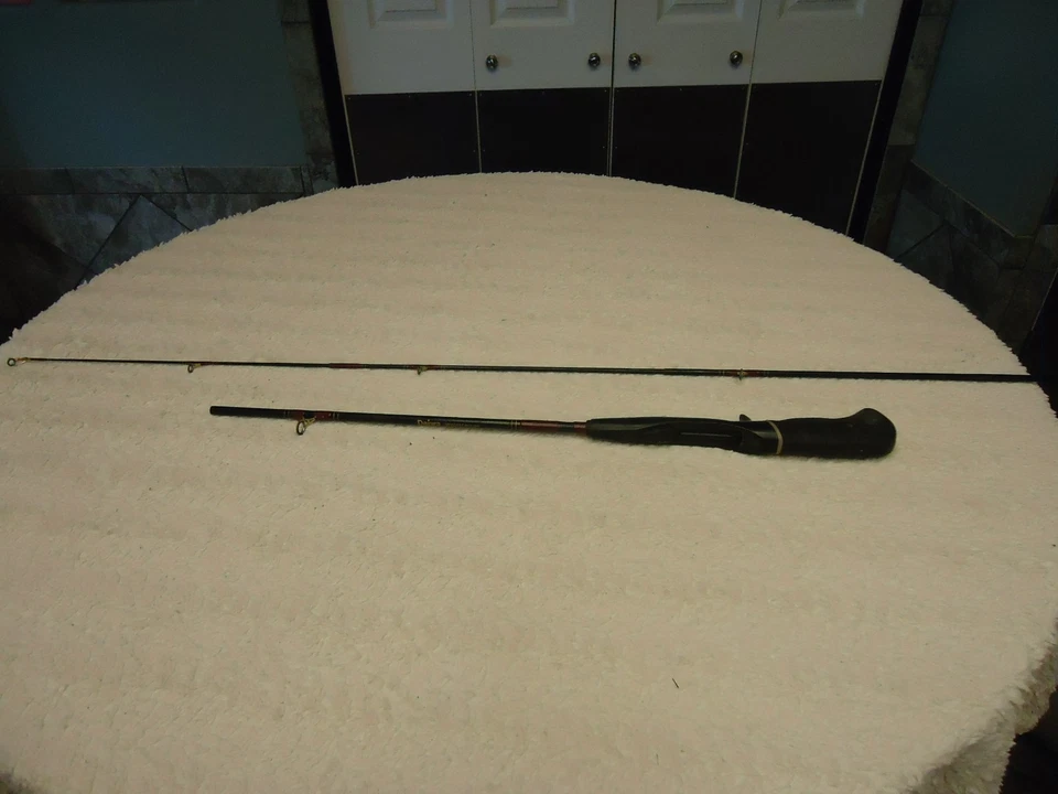 DAIWA 5 PÉS 3 PÇS HASTE DE GRAFITE FUNDIÇÃO ULTRA LEVE MCG-59S/2-4 LB 1/16 - 1/4 OZ # - Imagem 1 de 4