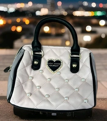 Betsey Johnson мини сумка сумочка Be-Mine розовый клатч стеганая розовый жемчуг  - Изображение 1 из 4