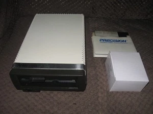 ** Atari 1050 Disk Drive inc. PSU and Disks for 400/800/XL/XE - Recapped! ** - Photo 1/7