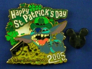 Stitch St. Patrick's Day 2005 Coins Clover Spinner LE-3000 # 37308 - Picture 1 of 5