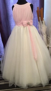 Ivory/pink Flower Girl Dress Age 6 Years - Picture 1 of 3