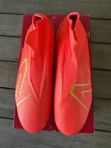 New Balance Tekela V4 Pro FG Soccer Cleats Neon Orange size 8.5 - Picture 1 of 4