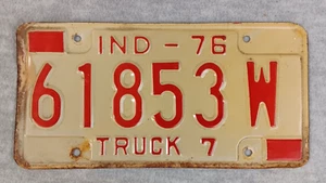 1976 Indiana LKW Nummernschild 61853 W LKW 7 Garage Dekor Mancave Chevy Ford - Bild 1 von 2