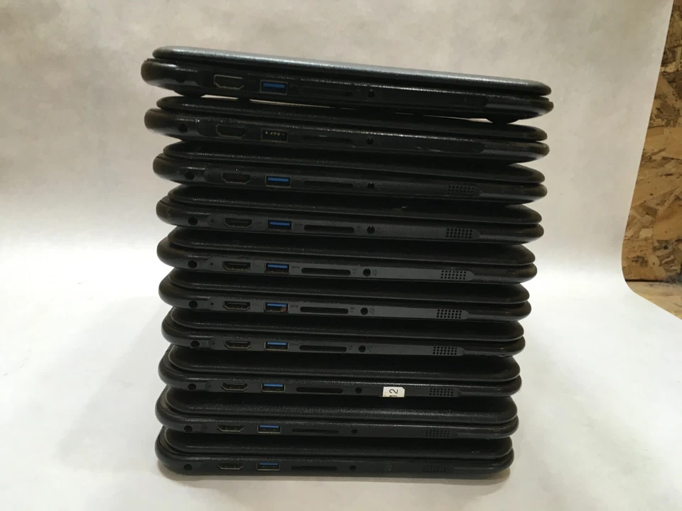 Lot of 10 Lenovo N22 Chromebook Celeron 4 GB Ram 16 GB Storage All Boot- FT - Image 1 of 4