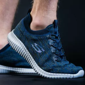 Herren Skecher's Elite Flex Bungee Krawatte Sneaker Hartnell marineblau Gr. 13 NEU - Bild 1 von 10