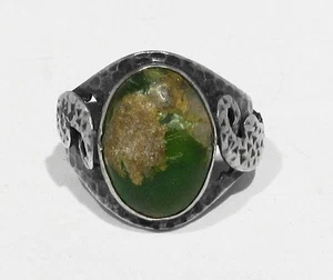 Unusual OLD 1920s Navajo Hand Hammered 925 Silver Green Turquoise Hearts Ring 7 - Picture 1 of 11