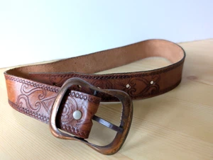 Western Belt Tooled Leather Youth or Small Adult 28" x 2.25" Bronzed Buckle VGC - Picture 1 of 5
