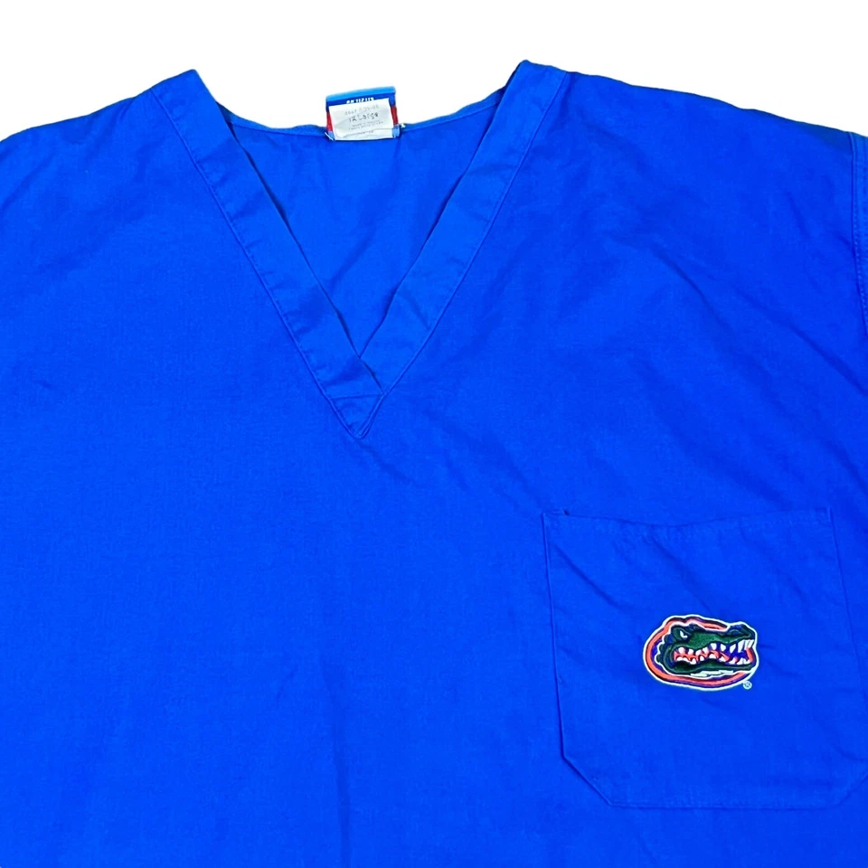 Blusa Médica Florida Gators 3XL Azul UF Bordado Logo Bolsillo Doctor Enfermera Camisa Foto 1 de 4