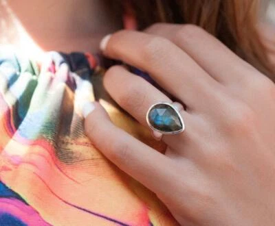 Favoloso Pietra Labradorite 925 Argento Sterling Handmade Anello Tutte le Taglie - Immagine 1 di 3