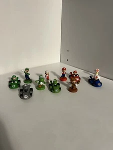 Super Mario Nintendo Hasbro Monopoly Gamer Kart & Figur Luigi Mario Toad Yoshi - Bild 1 von 2