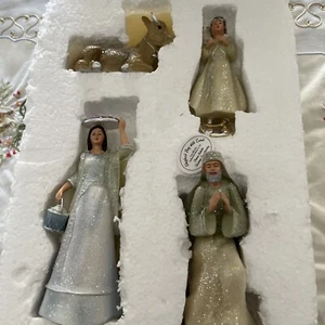 Hawthorne Village Heavenly Blessings Christmas Tree Nativity Set - 4 Figurines - Picture 1 of 6