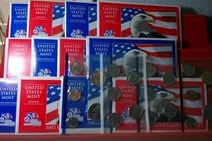 LOT of 6 Sets 2003 U.S. Uncirculated Sets P and D - Picture 1 of 1