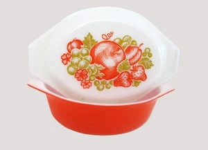 Orange Fiesta Pyrex Oval Casserole 043 w Lid 943 Fruit Peach Berry USA Vtg 1971 - Picture 1 of 10