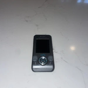 Vintage Collector AT&T Sony Ericsson Walkman W580i MISSING POWER SUPPLY - Picture 1 of 4