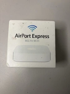 Apple Airport Express Base Station Dual-Band 802.11n A1392 - Picture 1 of 2
