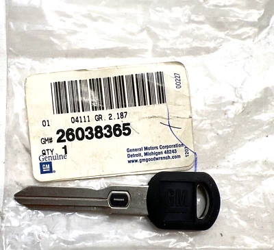 Genuine OEM GM Ignition Key 26038365 - Image 1 of 3