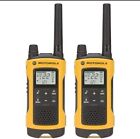 Motorola Talkabout T402 Recharable Two-Way Radios 2-Pack With 22 channels NEW