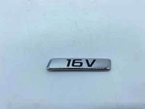 SCRITTA 16V LOGO EMBLEMA SIGA BADGE FREGIO POSTERIORE ORIGINALE - Picture 1 of 5