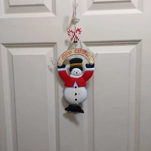 Pupazzo di neve natalizio vintage in metallo da appendere, saluto di stagione 11" - Foto 1 di 7