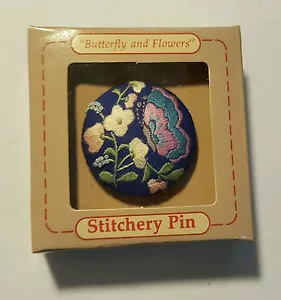 Vintage Hallmark Stitchery Pins in Original Box - 4 designs. - Picture 1 of 6