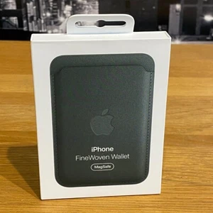 Apple iPhone FineWoven immergrüne Geldbörse MagSafe iPhone 15 14 13 12 Pro Mini Max - Bild 1 von 12