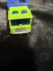 Matchbox Mack Green 33 Auxiliary Power Truck Action Metro Base - Picture 1 of 7